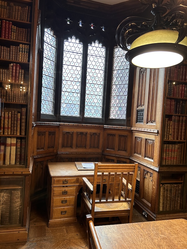 Hier wil ik werken! Historische werkplek in John Rylands Research Institute and library Manchester