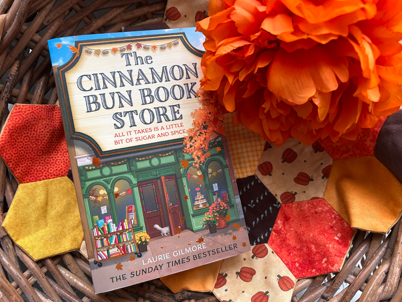 Heerlijk herfstboek The cinnamon bun bookstore van Laurie Gilmore